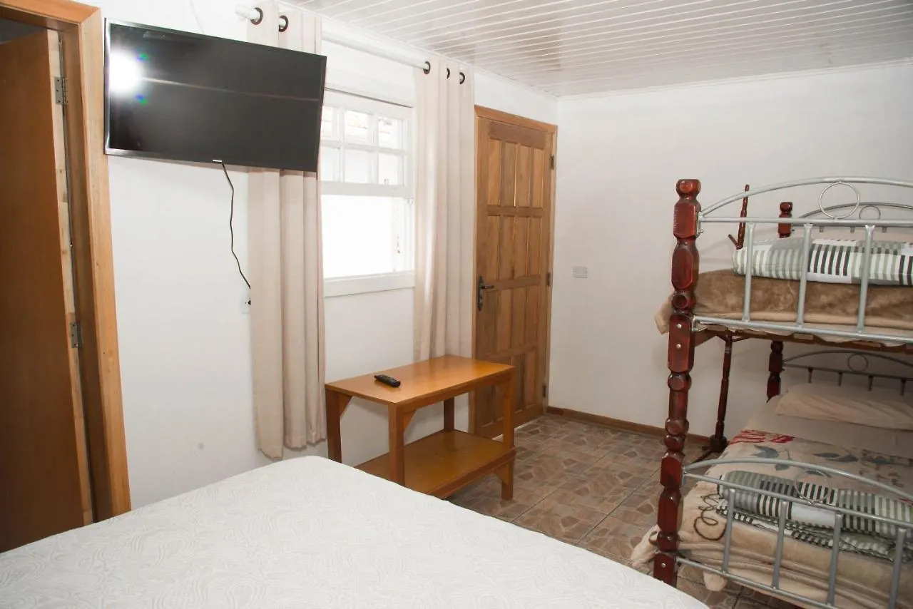 Pousada Fm - Vila Capivari Campos do Jordao Inn