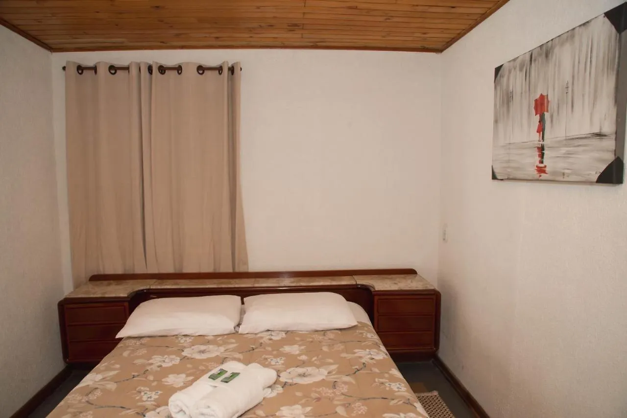 Pousada Fm - Vila Capivari Campos do Jordao